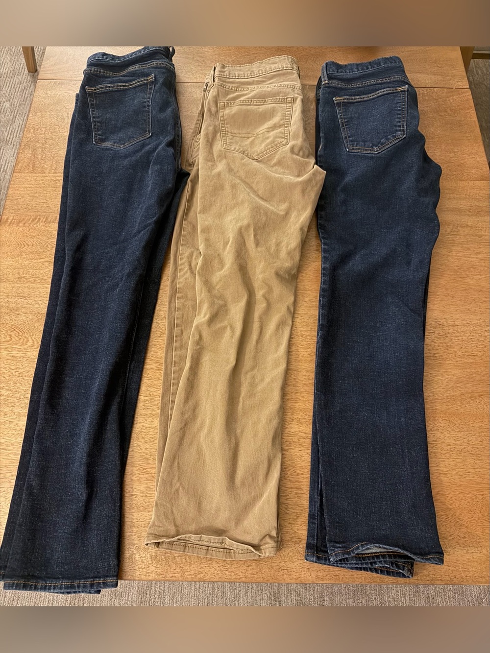 Men's Jeans Bundle: One Khaki Levi’s/Two Old Navy Dark Blue Jeans Size 34W 32L